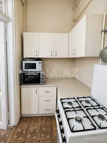 Satılır 2 otaqlı köhnə tikili 48 m², Sahil m., photo 18 from 25
