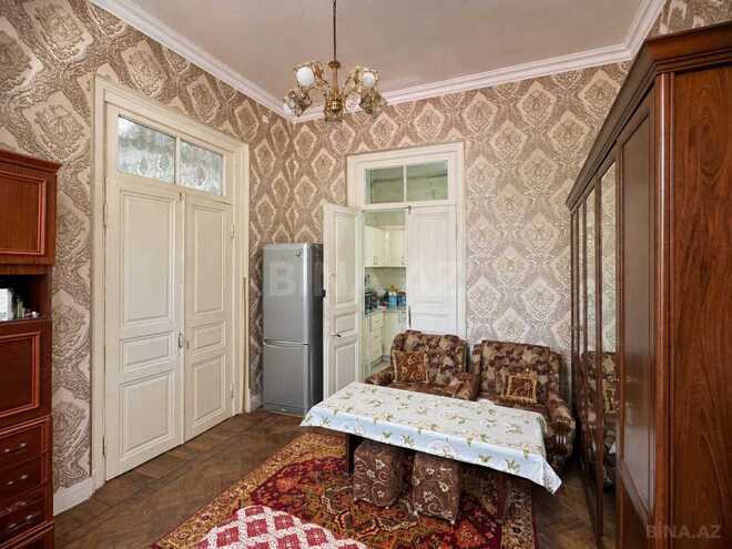 Satılır 2 otaqlı köhnə tikili 48 m², Sahil m., photo 13 from 25