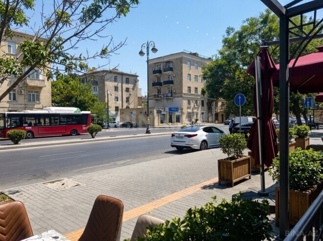 Satılır 2 otaqlı köhnə tikili 42 m², Nəsimi r., photo 1 from 13
