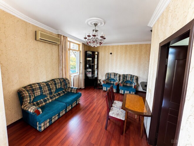 Satılır 2 otaqlı köhnə tikili 42 m², Nəsimi r., photo 5 from 13