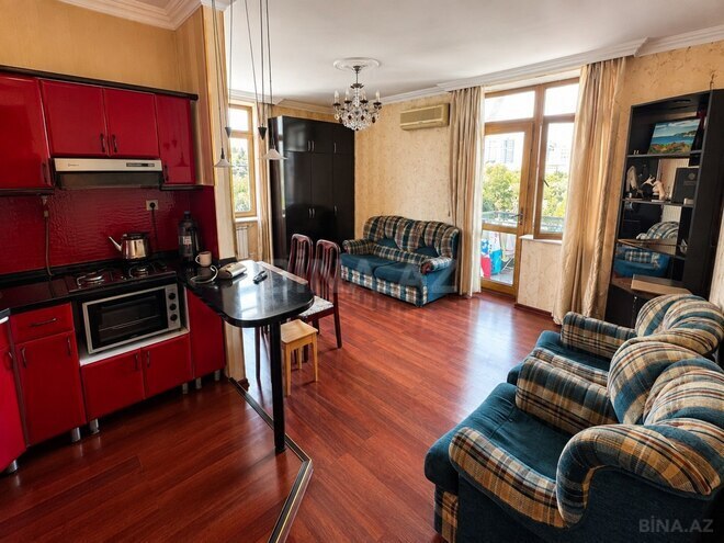 Satılır 2 otaqlı köhnə tikili 42 m², Nəsimi r., photo 4 from 13