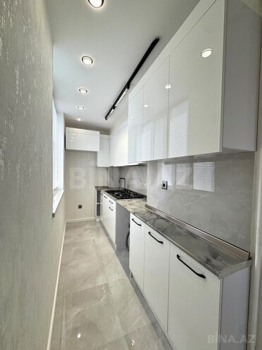 Продаётся 3-комн. вторичка 70 м², м. Ази Асланов, photo 11 from 12