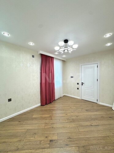 Продаётся 3-комн. вторичка 70 м², м. Ази Асланов, photo 4 from 12