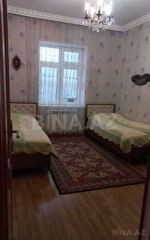 Сдаётся 4-комн. дом/дача 105 м², м. Элмляр Академиясы, photo 1 from 8