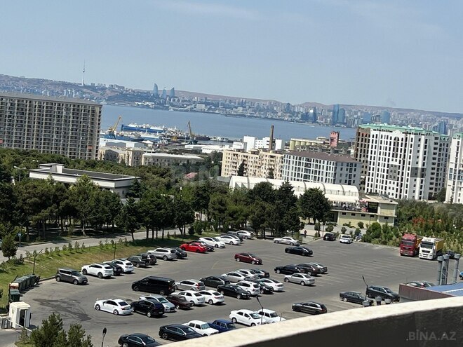 Продаётся 3-комн. новостройка 107 м², м. Ази Асланов, photo 14 from 20