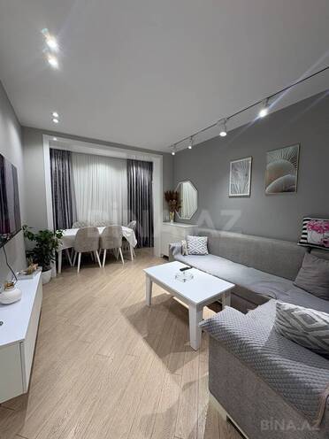 Продаётся 3-комн. вторичка 65 м², м. Халглар Достлугу, photo 1 from 15