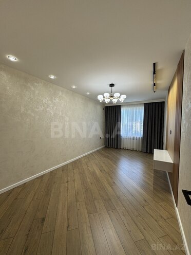 Продаётся 3-комн. вторичка 65 м², м. Ахмедлы, photo 1 from 15