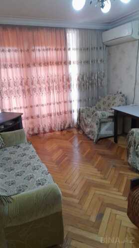 İcarəyə verilir 1 otaqlı köhnə tikili 45 m², Yasamal q., photo 1 from 13