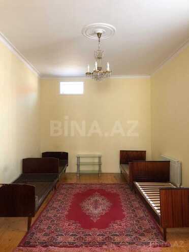 Сдаётся 2-комн. вторичка 30 м², м. Иншаатчылар, photo 1 from 8