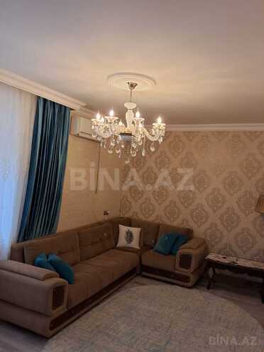 Продаётся 2-комн. вторичка 65 м², Абшеронcкий  р., photo 3 from 18