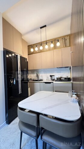 Продаётся 3-комн. вторичка 100 м², м. Низами, photo 4 from 23