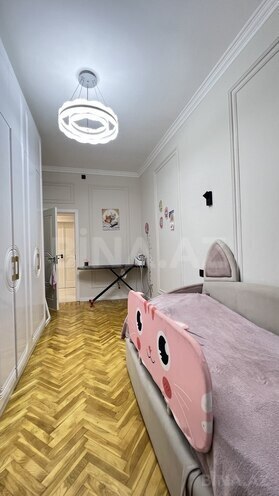 Продаётся 3-комн. вторичка 100 м², м. Низами, photo 11 from 23