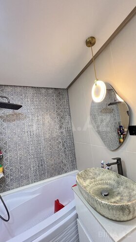 Продаётся 3-комн. вторичка 100 м², м. Низами, photo 19 from 23