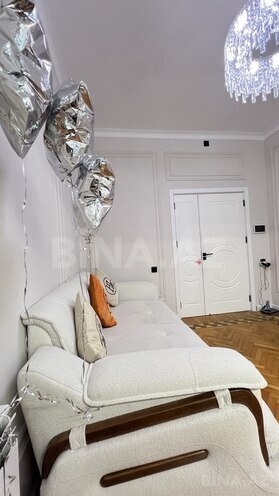 Продаётся 3-комн. вторичка 100 м², м. Низами, photo 5 from 23