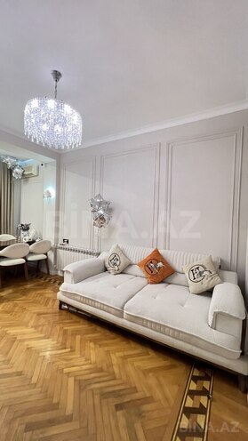 Продаётся 3-комн. вторичка 100 м², м. Низами, photo 7 from 23