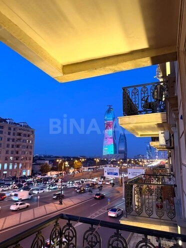 Satılır 3 otaqlı köhnə tikili 75 m², Nəriman Nərimanov m., photo 3 from 11