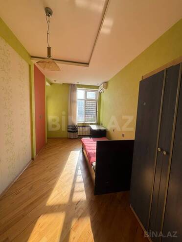 Сдаётся 3-комн. новостройка 80 м², м. Низами, photo 9 from 19