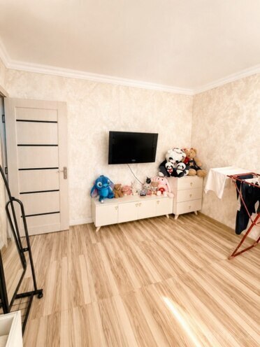 Продаётся 1-комн. вторичка 45 м², Хатаинский р., photo 3 from 10