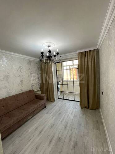 Продаётся 3-комн. вторичка 70 м², м. Ази Асланов, photo 8 from 18