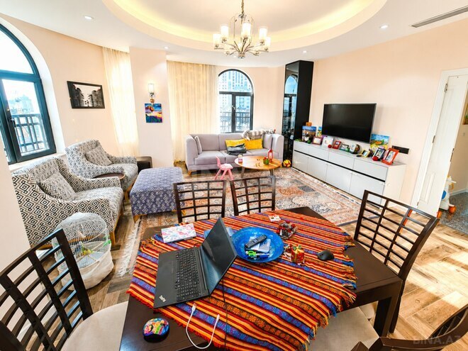 Продаётся 4-комн. новостройка 140 м², м. Низами, photo 4 from 29