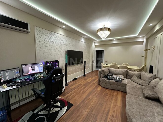 Продаётся 3-комн. новостройка 108 м², м. Ази Асланов, photo 1 from 14