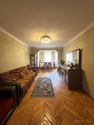 Продаётся 3-комн. вторичка 75 м², м. Элмляр Академиясы, photo 4 from 18