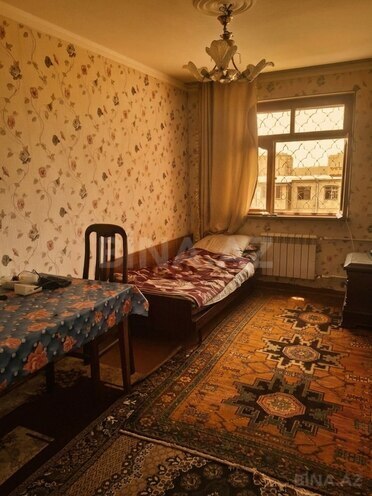 Продаётся 3-комн. вторичка 65 м², м. Нефтчиляр, photo 4 from 12