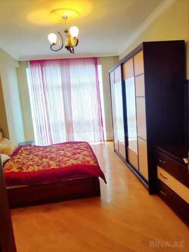 Сдаётся 3-комн. новостройка 130 м², м. Нариман Нариманов, photo 3 from 9