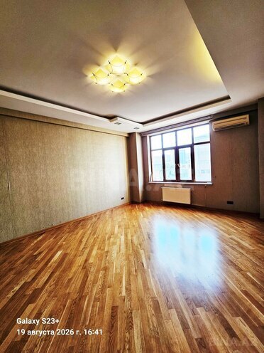 Satılır 4 otaqlı yeni tikili 230 m², 28 May m., photo 10 from 14