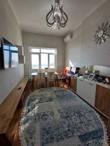 Продаётся 3-комн. новостройка 80 м², м. Кара Караев, photo 1 from 16