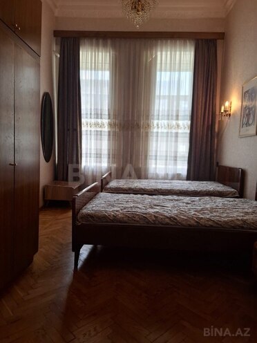 Сдаётся 3-комн. вторичка 116 м², м. Сахил, photo 9 from 15