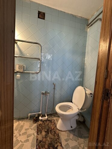 Satılır 4 otaqlı köhnə tikili 110 m², 28 May m., photo 17 from 23