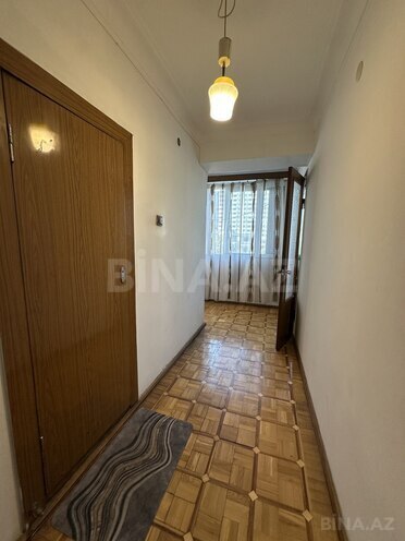 Satılır 4 otaqlı köhnə tikili 110 m², 28 May m., photo 12 from 23