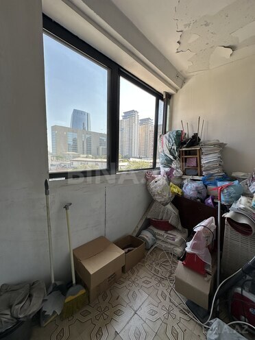 Satılır 4 otaqlı köhnə tikili 110 m², 28 May m., photo 8 from 23