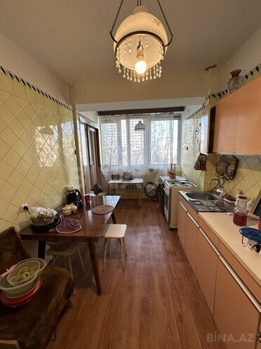Satılır 4 otaqlı köhnə tikili 110 m², 28 May m., photo 13 from 23