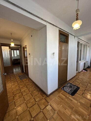 Satılır 4 otaqlı köhnə tikili 110 m², 28 May m., photo 18 from 23