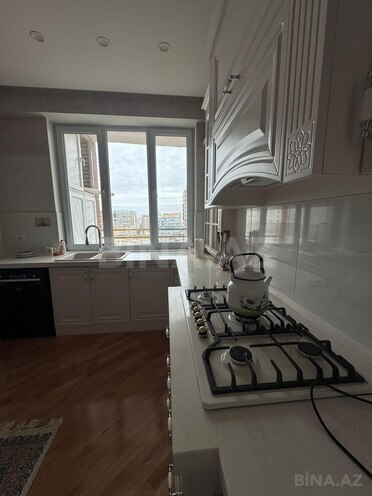 Сдаётся 3-комн. новостройка 130 м², Насиминский  р., photo 4 from 19