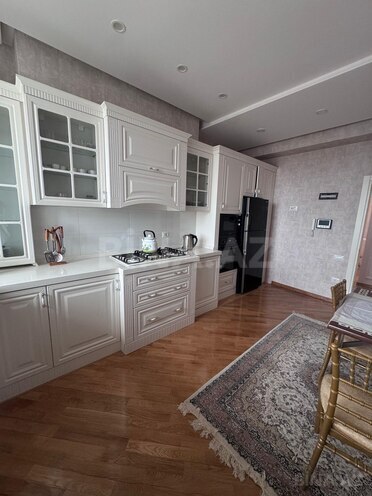 Сдаётся 3-комн. новостройка 130 м², Насиминский  р., photo 5 from 19