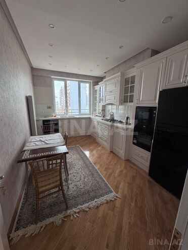 Сдаётся 3-комн. новостройка 130 м², Насиминский  р., photo 6 from 19