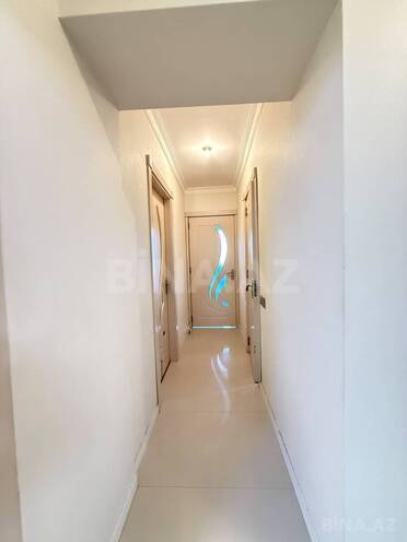 Satılır 4 otaqlı köhnə tikili 110 m², İnşaatçılar m., photo 18 from 24