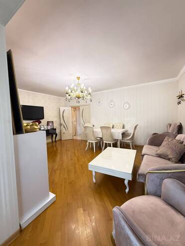 Satılır 4 otaqlı köhnə tikili 110 m², İnşaatçılar m., photo 9 from 24