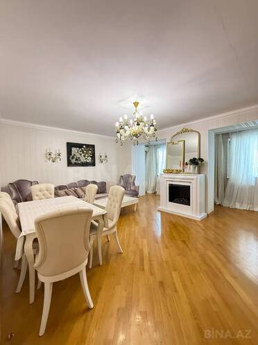 Satılır 4 otaqlı köhnə tikili 110 m², İnşaatçılar m., photo 7 from 24