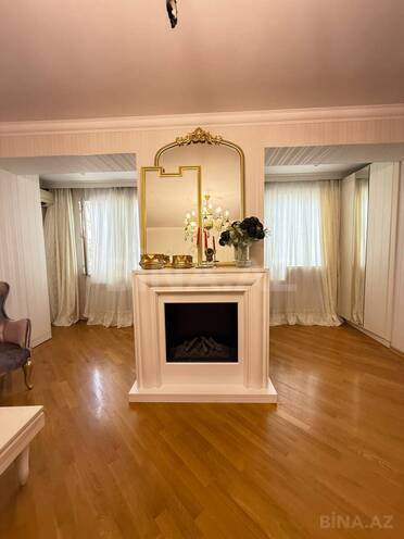 Satılır 4 otaqlı köhnə tikili 110 m², İnşaatçılar m., photo 6 from 24
