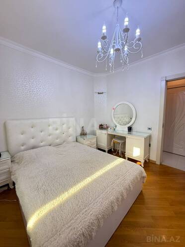 Satılır 4 otaqlı köhnə tikili 110 m², İnşaatçılar m., photo 12 from 24