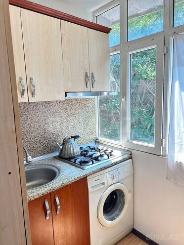 Сдаётся 2-комн. вторичка 40 м², Ясамальский р., photo 3 from 13