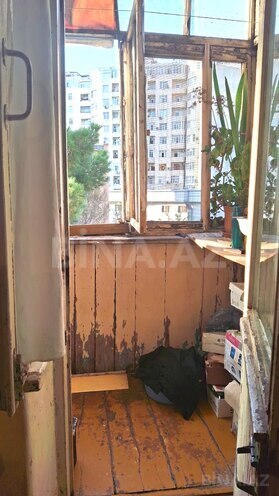 Продаётся 4-комн. вторичка 90 м², м. Кара Караев, photo 12 from 24