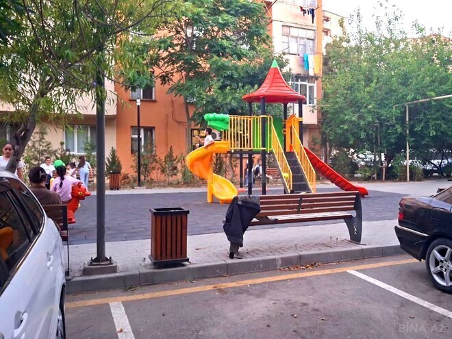 Продаётся 4-комн. вторичка 90 м², м. Кара Караев, photo 3 from 24