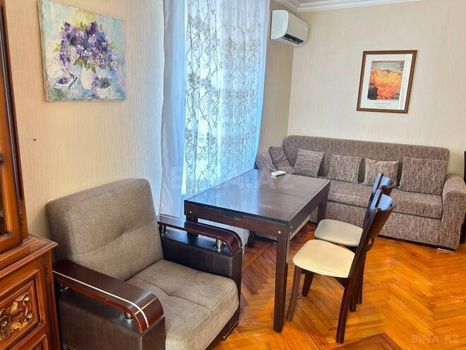 Сдаётся 2-комн. вторичка 40 м², Ясамальский р., photo 1 from 13