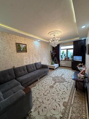 Продаётся 3-комн. вторичка 70 м², пос. Бакиханова, photo 1 from 14
