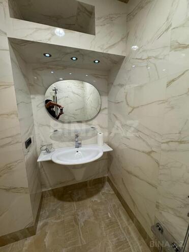 Satılır 2 otaqlı köhnə tikili 70 m², Sahil m., photo 23 from 30